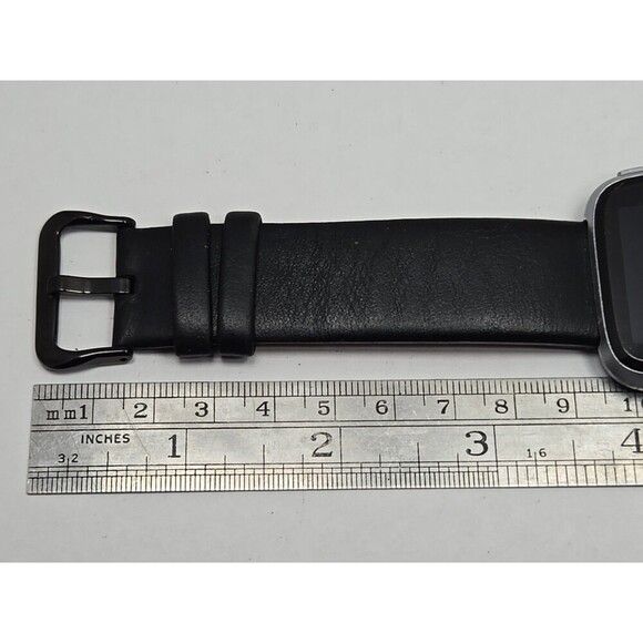 Fitbit Versa FB505 Special Edition Silver Smartwatch Activity Tracker No Charger - Picture 10 of 13